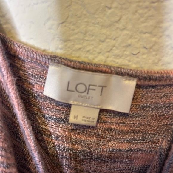 3 pack of LOFT tank tops - Picture 7 of 10
